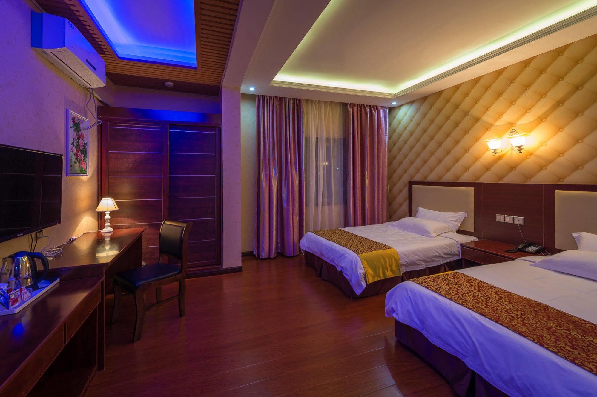 Warm Harbor Hotel Livingstone Buitenkant foto